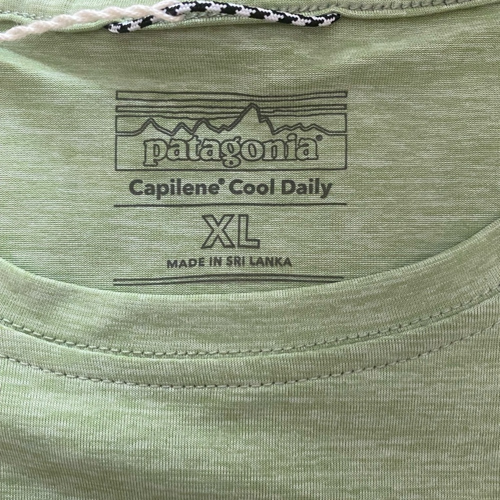 Patagonia Cool Daily Shirt Size XL Green